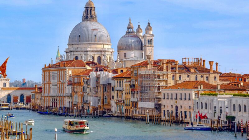 Explore the grand canal in Venice, Italy