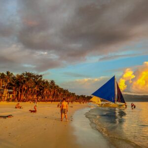 Boracay: A Comprehensive Guide to Enjoying Its Tropical Splendor